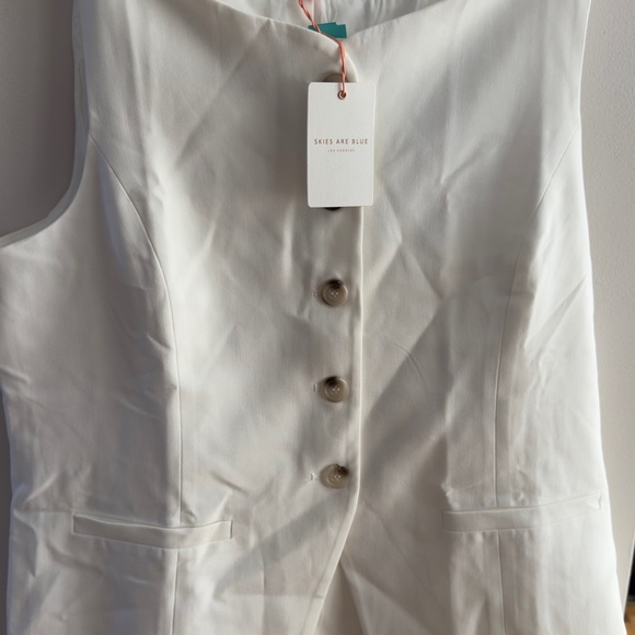 Skies Are Blue Ivory Button-Up Top - Picture 1 of 4